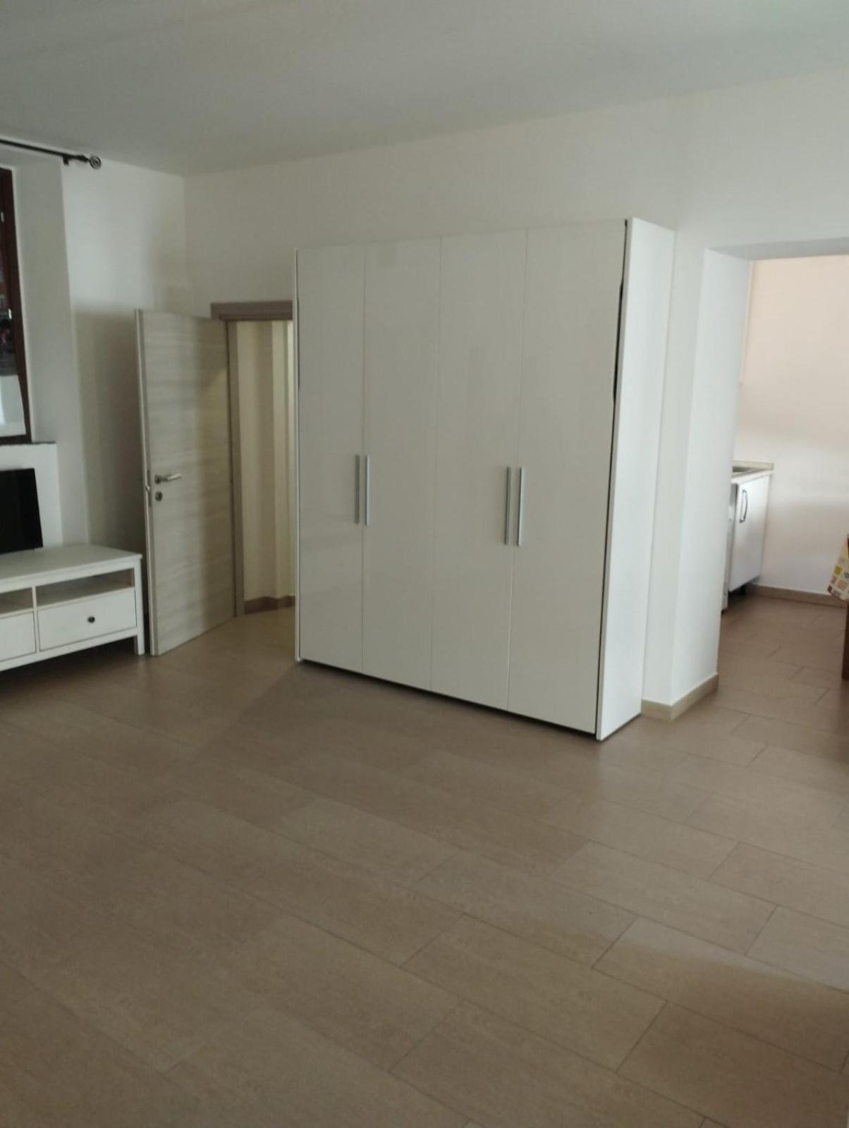 Aurora House. Apartman Abbadia Lariana Kültér fotó